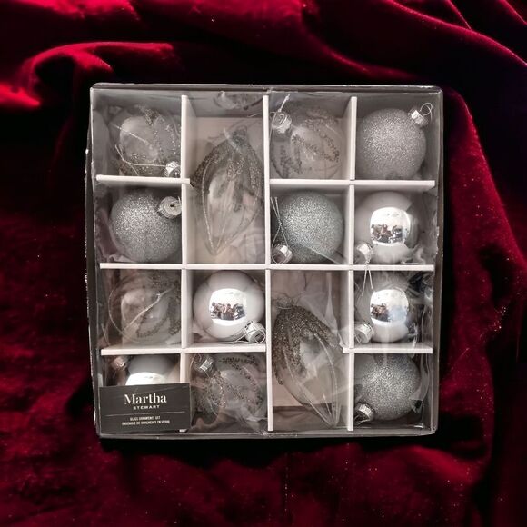14 Martha Stewart Silver Glass Ornament Set Christmas Beaded Glittery Bedford. - Picture 15 of 16
